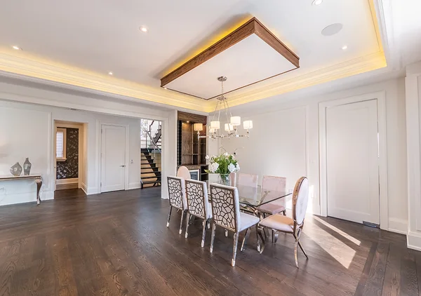 Bevdale Road: Dining area beneath a geometric recessed ceiling