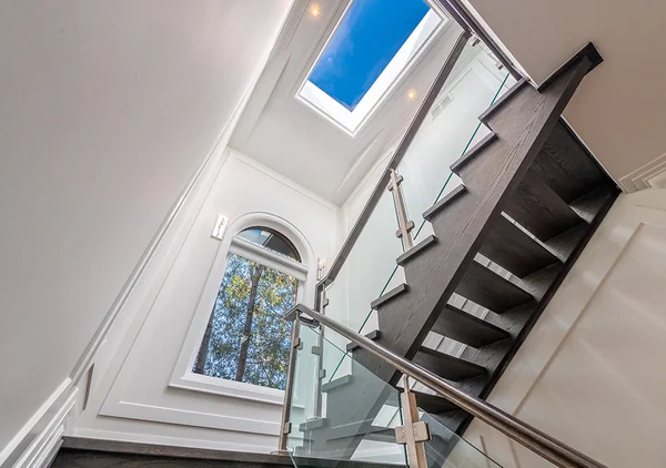 Bevdale Road: Stairwell viewed upward toward a skylight